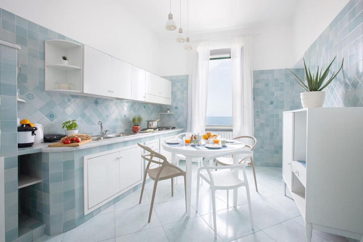 Sorrentovibes - Seaview Home On The Beach & Amazing Views Terrace ภายนอก รูปภาพ