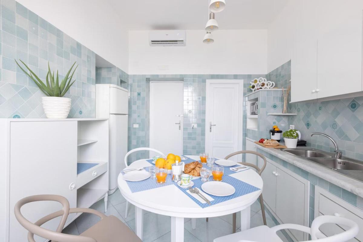 Sorrentovibes - Seaview Home On The Beach & Amazing Views Terrace ภายนอก รูปภาพ