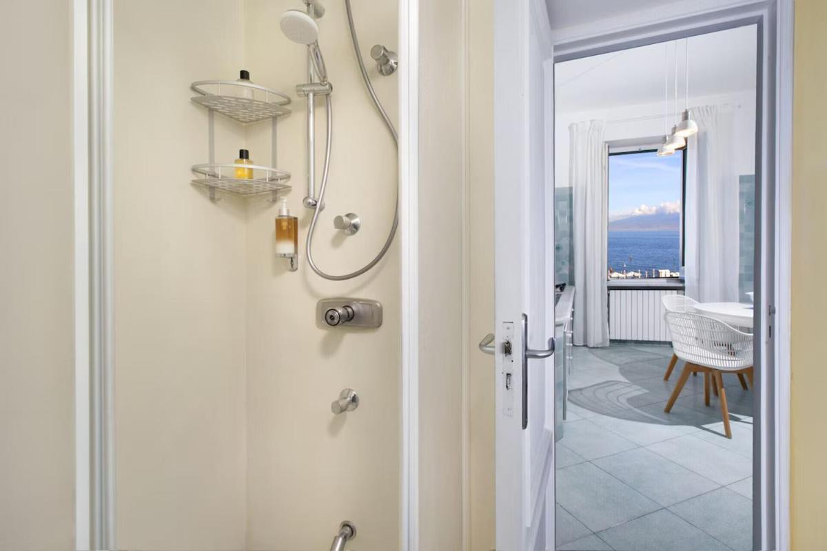 Sorrentovibes - Seaview Home On The Beach & Amazing Views Terrace ภายนอก รูปภาพ
